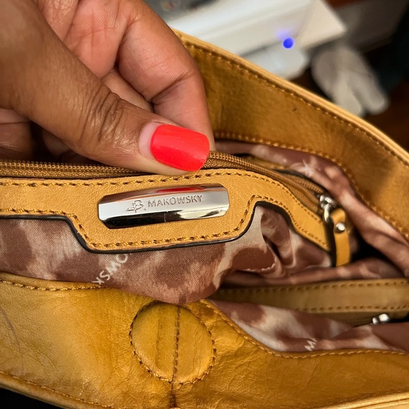 B. MARKOWSKY Mustard Colored Shoulder Tote (EUC) - Picture 6 of 15